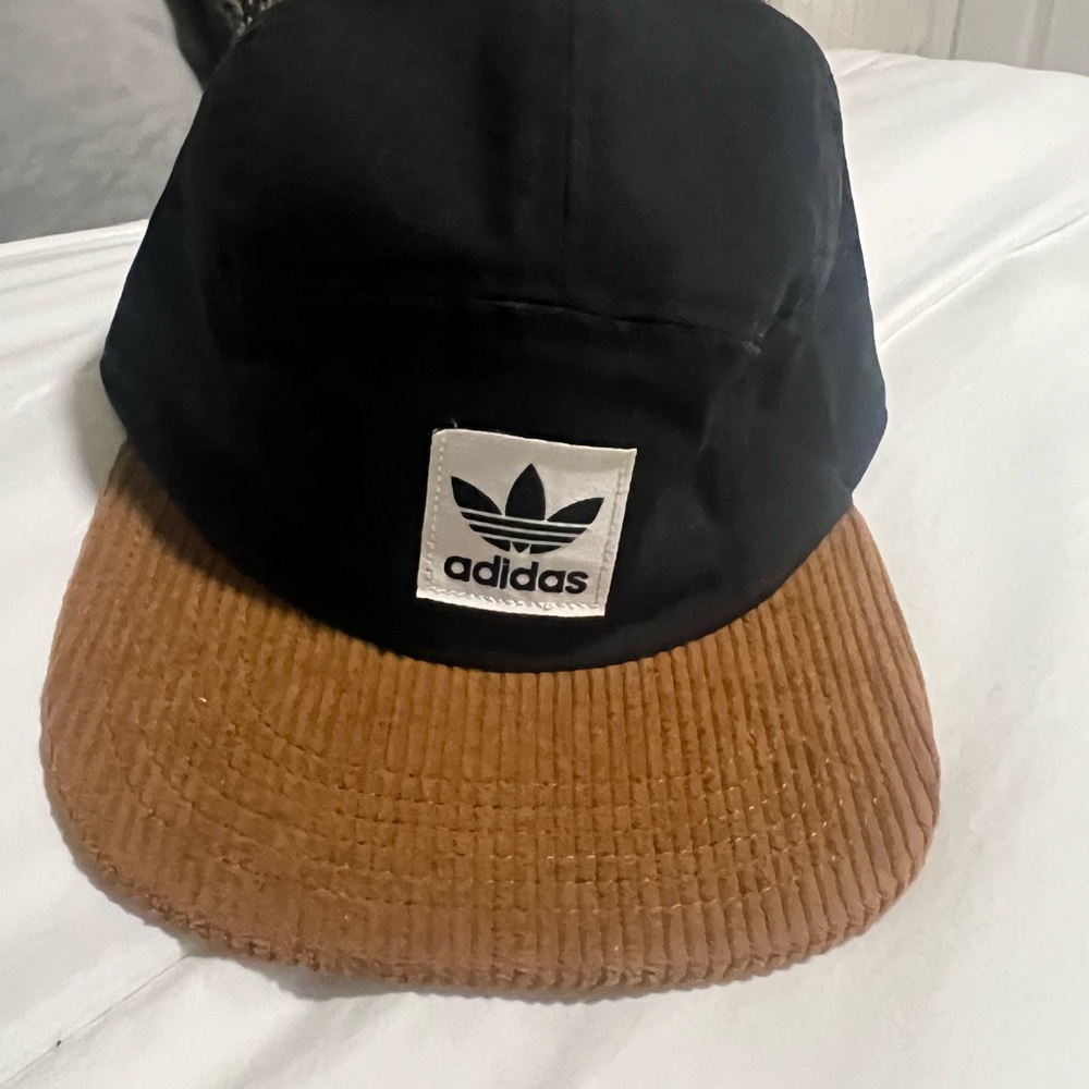 Adidas Black and Tan 5-Panel Strapback Hat